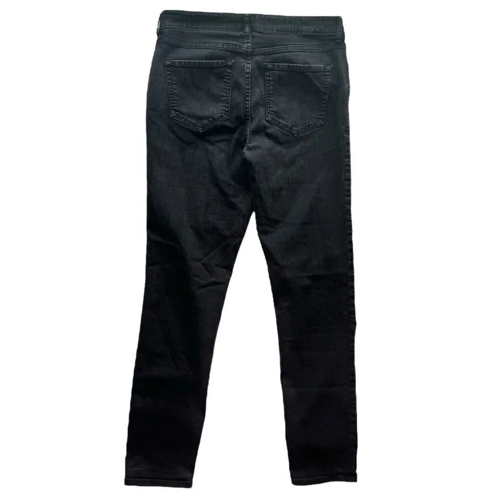 Old Navy Black Super Skinny Mid Rise Women’s Size 10R